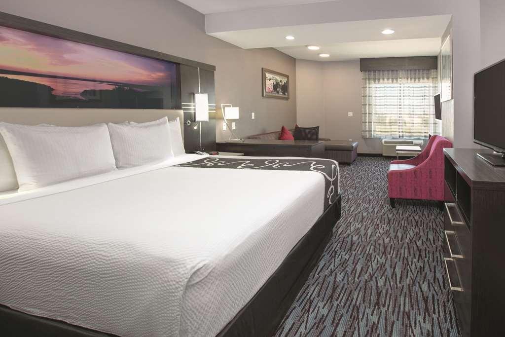 La Quinta By Wyndham Amarillo Airport Hotel Ruang foto