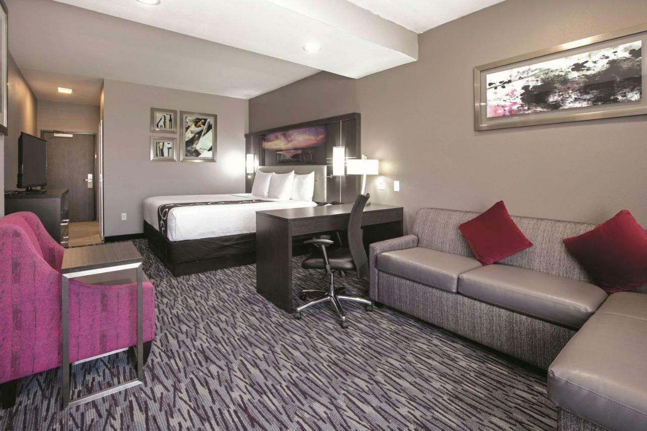La Quinta By Wyndham Amarillo Airport Hotel Bagian luar foto